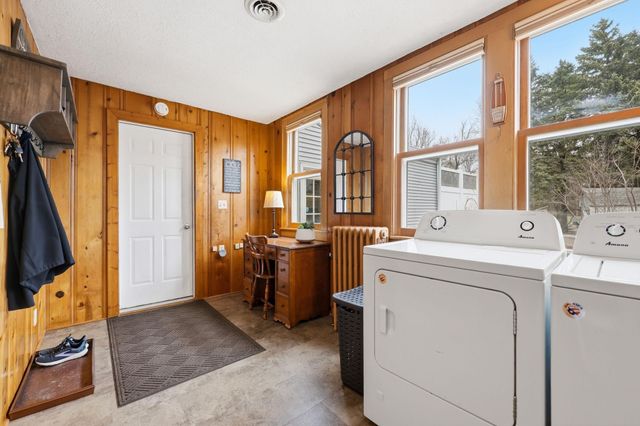 30825 Minnesota Avenue, Lindstrom, MN 55045