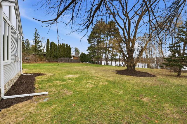 30825 Minnesota Avenue, Lindstrom, MN 55045