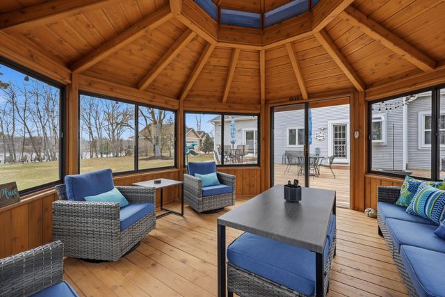 30825 Minnesota Avenue, Lindstrom, MN 55045