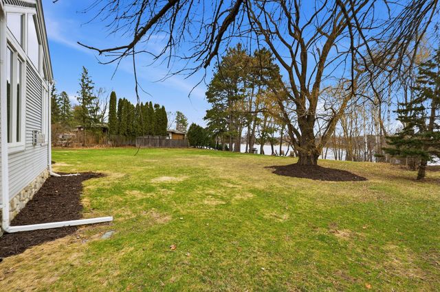 30825 Minnesota Avenue, Lindstrom, MN 55045