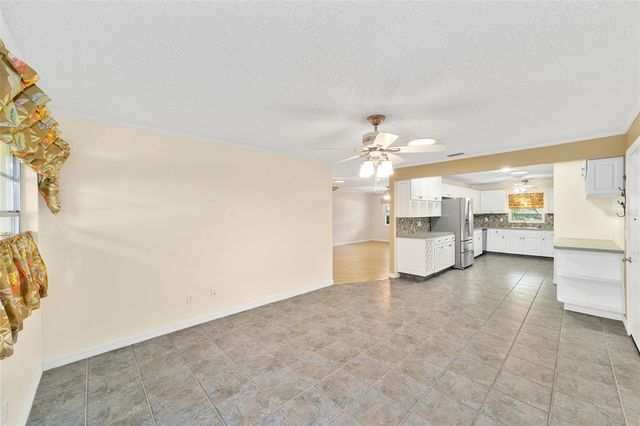 8841 SW 91ST STREET E, Ocala, FL 34481