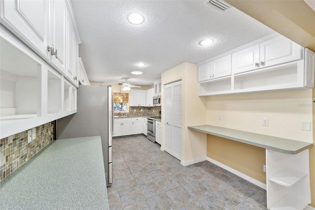 8841 SW 91ST STREET E, Ocala, FL 34481