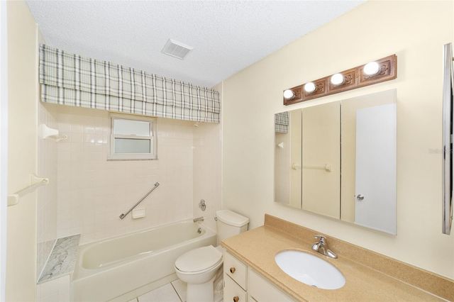 8841 SW 91ST STREET E, Ocala, FL 34481