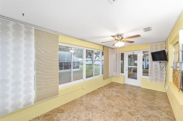 8841 SW 91ST STREET E, Ocala, FL 34481