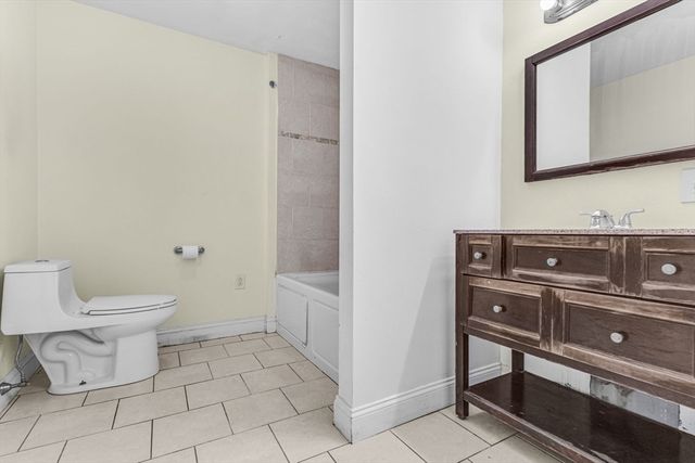 48 Dudley St 3, Boston, MA 02119