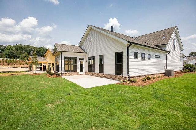 151 High Point Drive, Hoschton, GA 30548