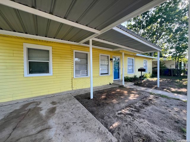 3843 Manchester, San Antonio, TX 78223