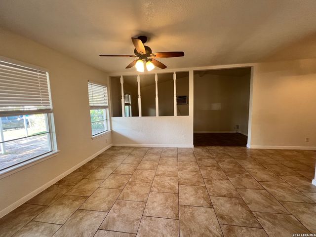 3843 Manchester, San Antonio, TX 78223