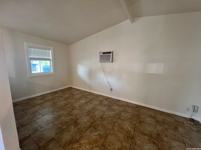 3843 Manchester, San Antonio, TX 78223