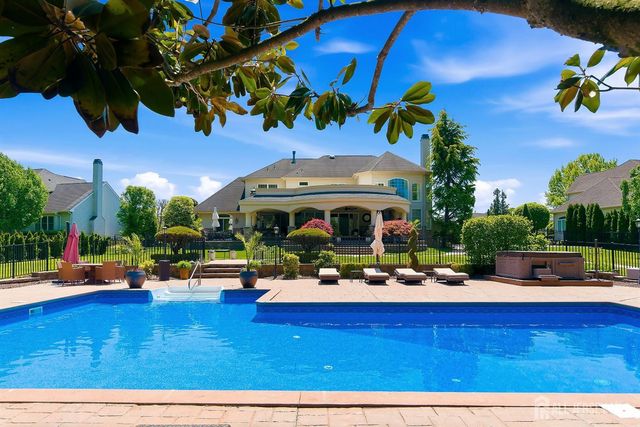 113 Country View Dr Drive, Freehold Twp, NJ 07728