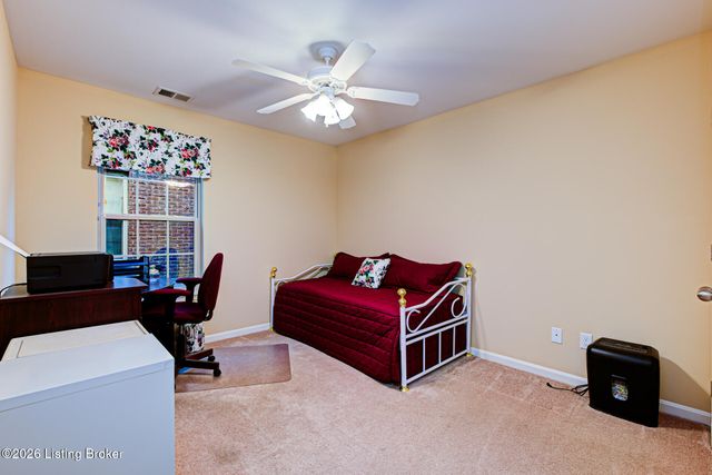 6712 Renate Rd, Louisville, KY 40291
