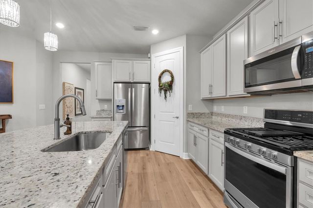 2264 LONG SPUR, Odessa, FL 33556