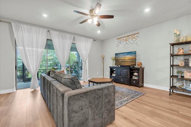 2264 LONG SPUR, Odessa, FL 33556