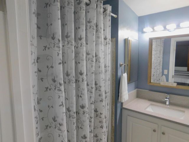 529 Hemingway Terrace 8, Fort Pierce, FL 34982