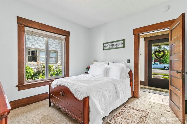 722 Alder Avenue, Sumner, WA 98390