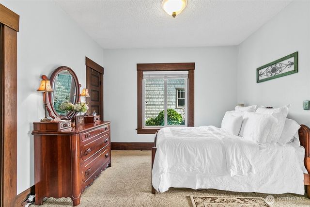 722 Alder Avenue, Sumner, WA 98390
