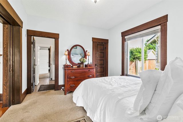 722 Alder Avenue, Sumner, WA 98390
