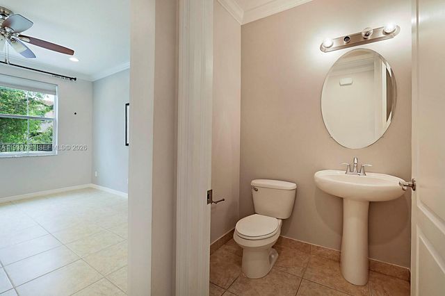 4631 Mediterranean Cir, Palm Beach Gardens, FL 33418