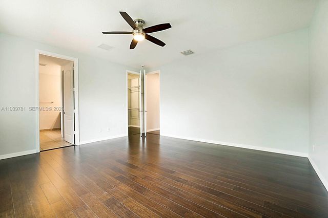 4631 Mediterranean Cir, Palm Beach Gardens, FL 33418