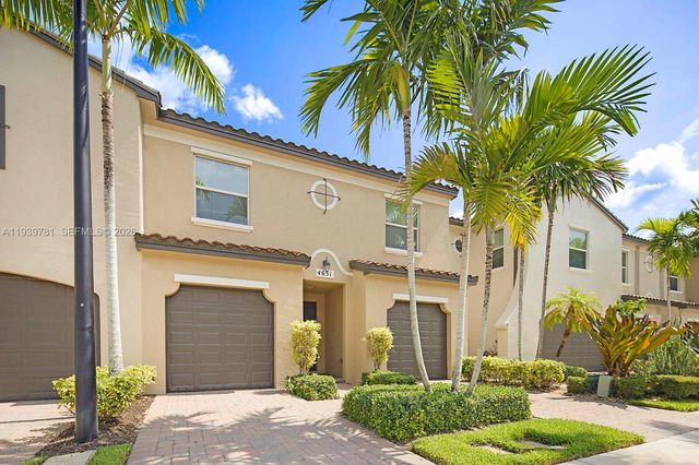 4631 Mediterranean Cir, Palm Beach Gardens, FL 33418