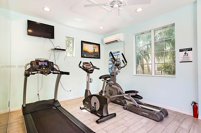 4631 Mediterranean Cir, Palm Beach Gardens, FL 33418