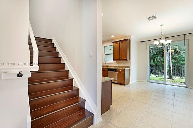 4631 Mediterranean Cir, Palm Beach Gardens, FL 33418