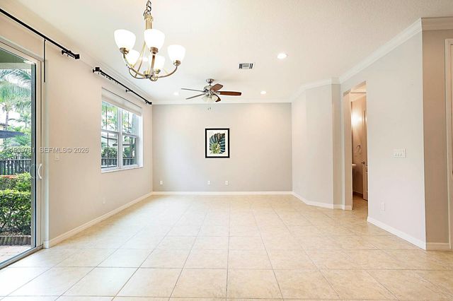 4631 Mediterranean Cir, Palm Beach Gardens, FL 33418