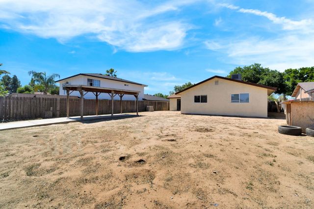 2151 S Bardell Avenue, Fresno, CA 93706