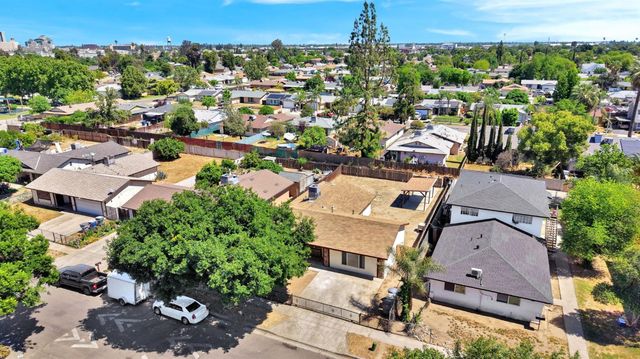 2151 S Bardell Avenue, Fresno, CA 93706