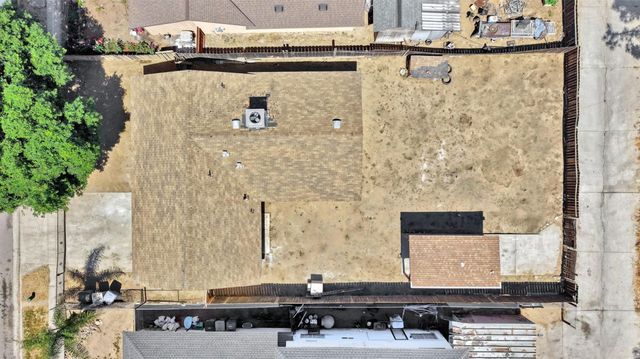 2151 S Bardell Avenue, Fresno, CA 93706