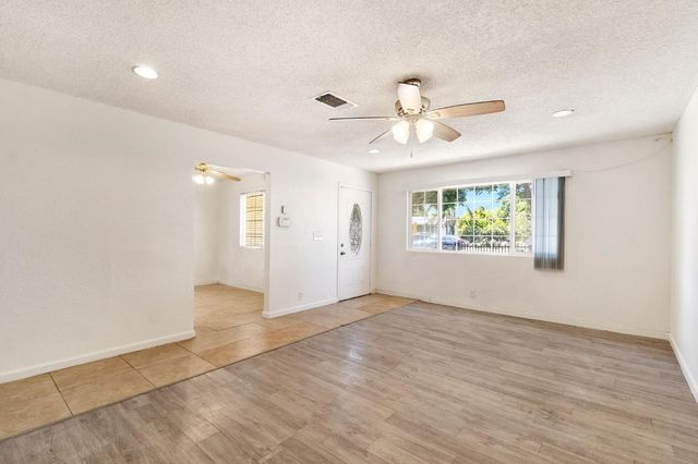 2151 S Bardell Avenue, Fresno, CA 93706