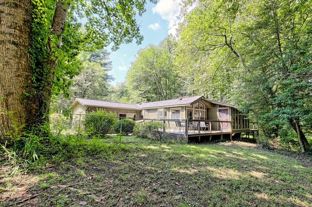 641 Cold Branch Road, Hayesville, NC 28904