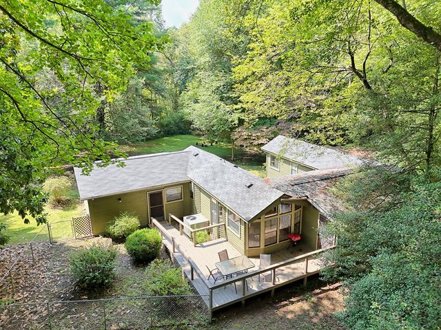 641 Cold Branch Road, Hayesville, NC 28904