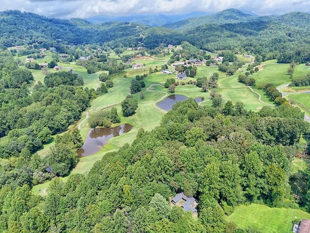 641 Cold Branch Road, Hayesville, NC 28904