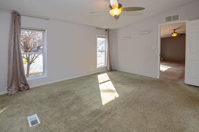 5074 Woodward, Coloma, MI 49038