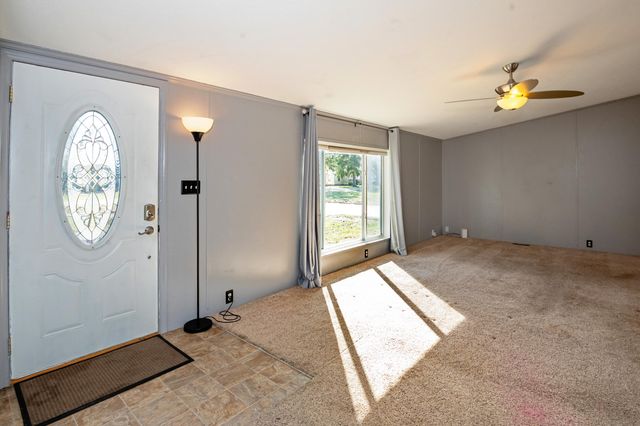 5074 Woodward, Coloma, MI 49038