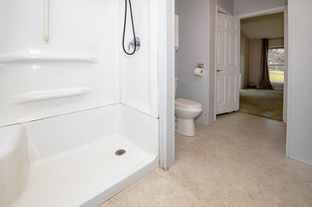 5074 Woodward, Coloma, MI 49038