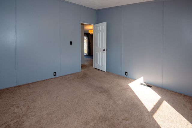 5074 Woodward, Coloma, MI 49038