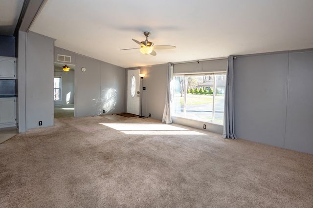 5074 Woodward, Coloma, MI 49038