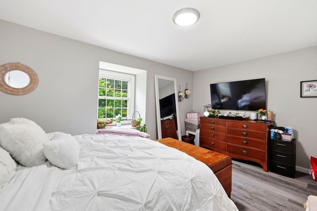 29 Plantation Dr 29, Agawam, MA 01001