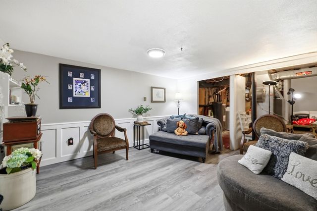 29 Plantation Dr 29, Agawam, MA 01001