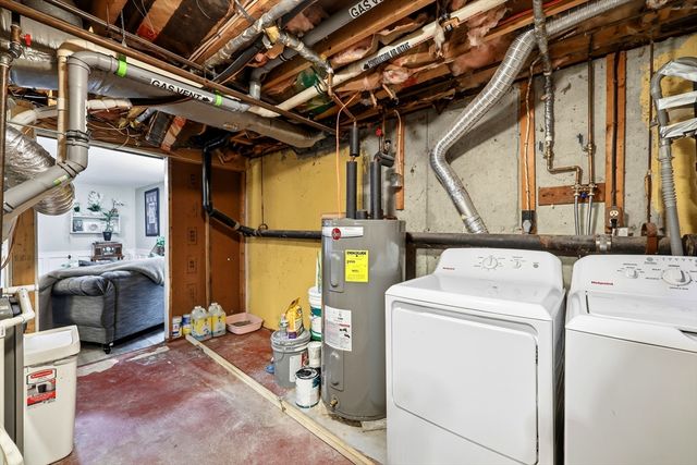 29 Plantation Dr 29, Agawam, MA 01001