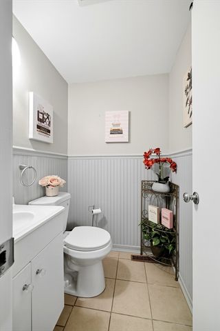 29 Plantation Dr 29, Agawam, MA 01001
