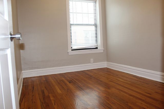 5024 N Winthrop Avenue 2E, Chicago, IL 60640