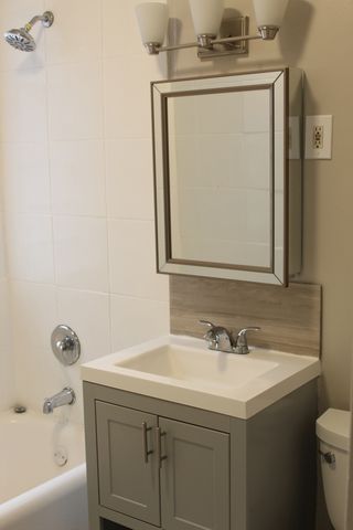 5024 N Winthrop Avenue 2E, Chicago, IL 60640