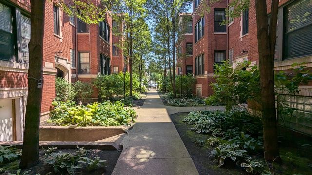 5024 N Winthrop Avenue 2E, Chicago, IL 60640
