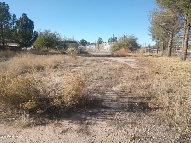 11660 SOCORRO #B Road, El Paso, TX 79927