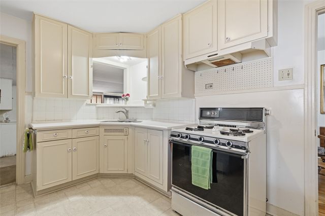 3716 Hubby Avenue, Waco, TX 76710