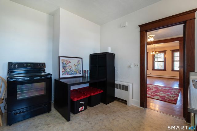 61 Home Place, Branford, CT 06405