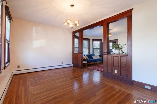 61 Home Place, Branford, CT 06405